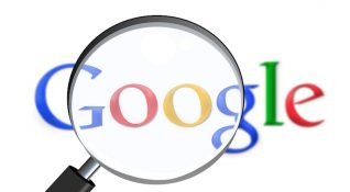 Google, arama sonuçlarını alan adına gerek kalmadan lokasyon bazlı göstermeye başladı